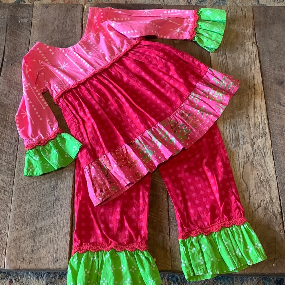 Christmas Girls 2 piece pants set size 6